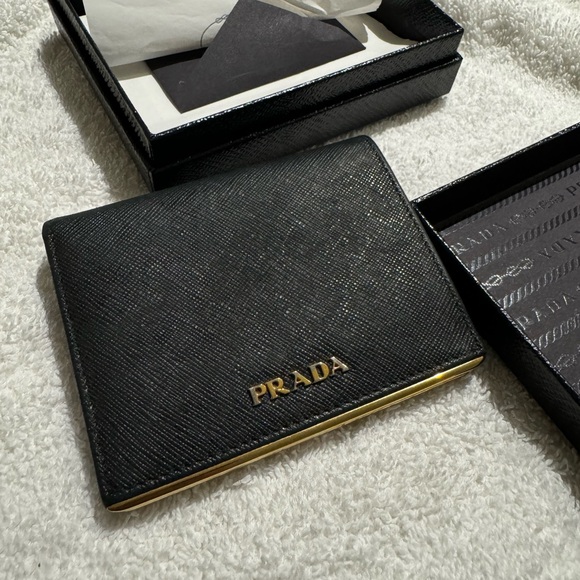 Prada wallet - Picture 1 of 8